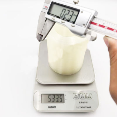 光ファイバー FPV ドローン